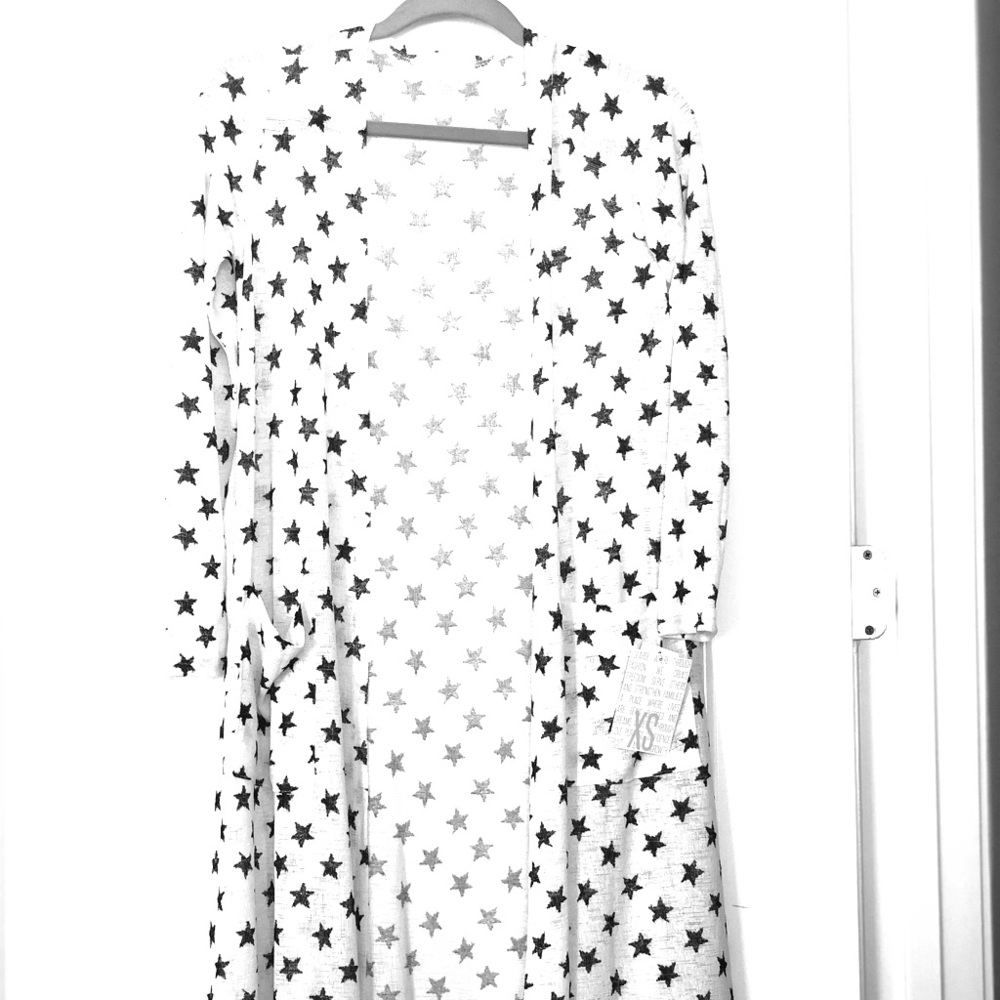 LuLaRoe Noir and blanc Sarah